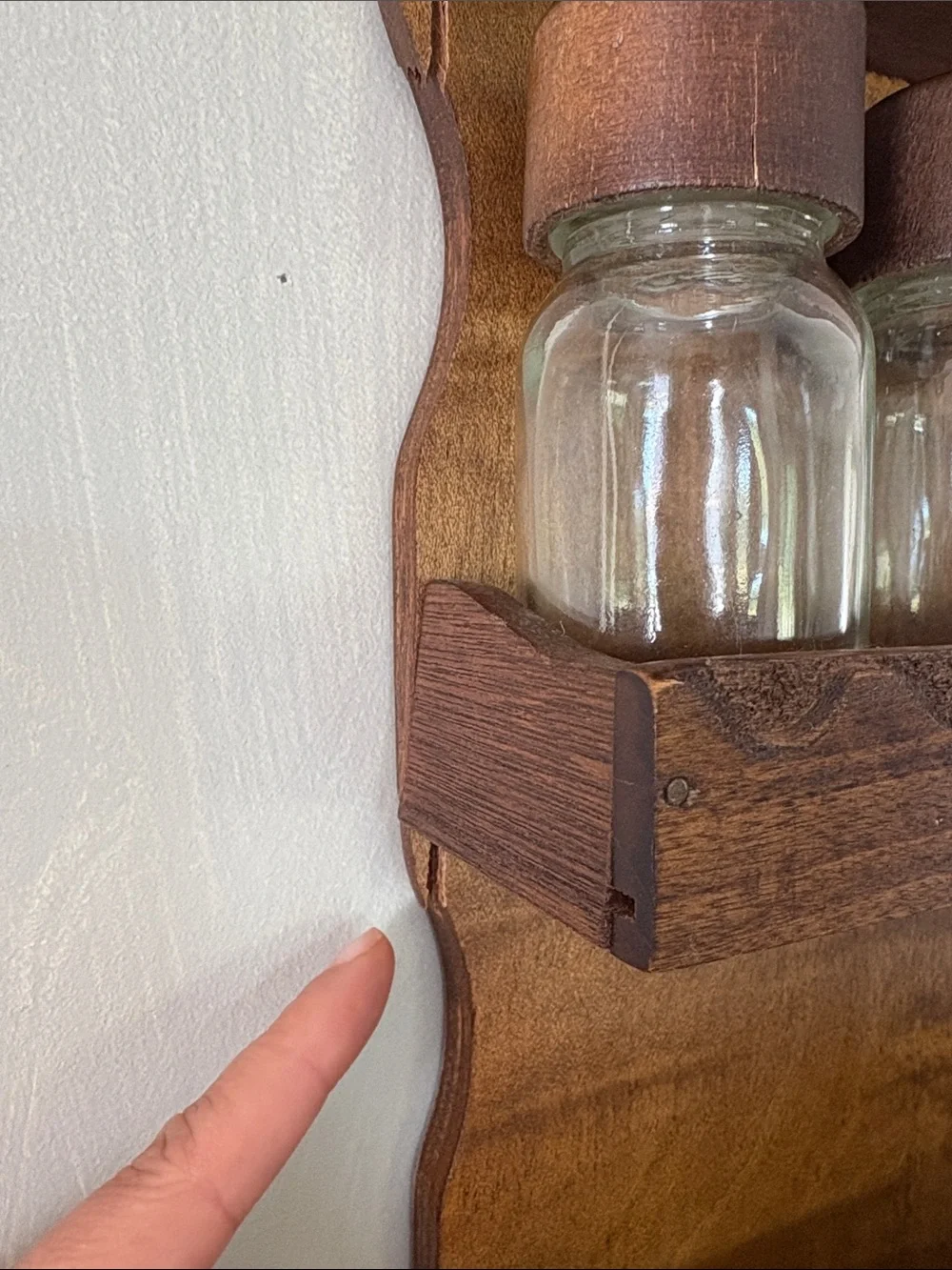 VTG Wooden Wall Spice Rack with Glass Jars & labels